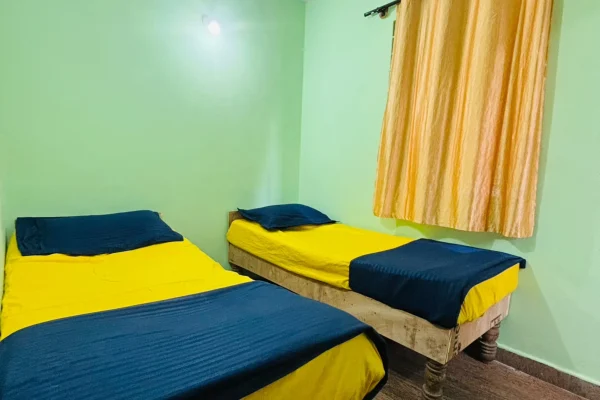 ladies pg near fortis hospital